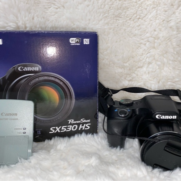 Canon - Picture 1 of 3